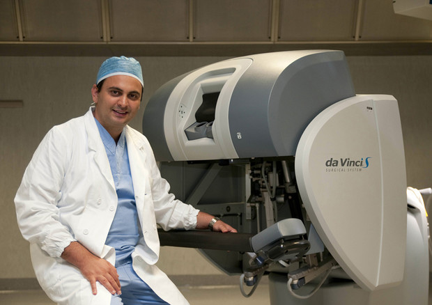 Rimuovere vescica e ricostruirla senza tagli